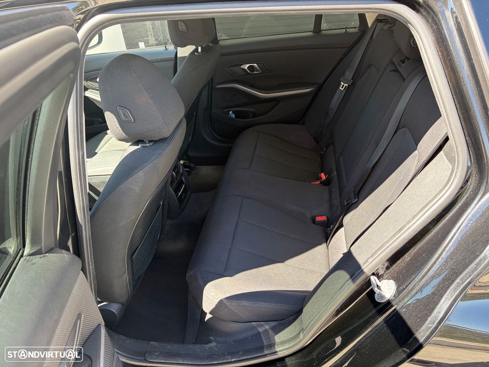 BMW 330 e Corporate Edition Auto - 23