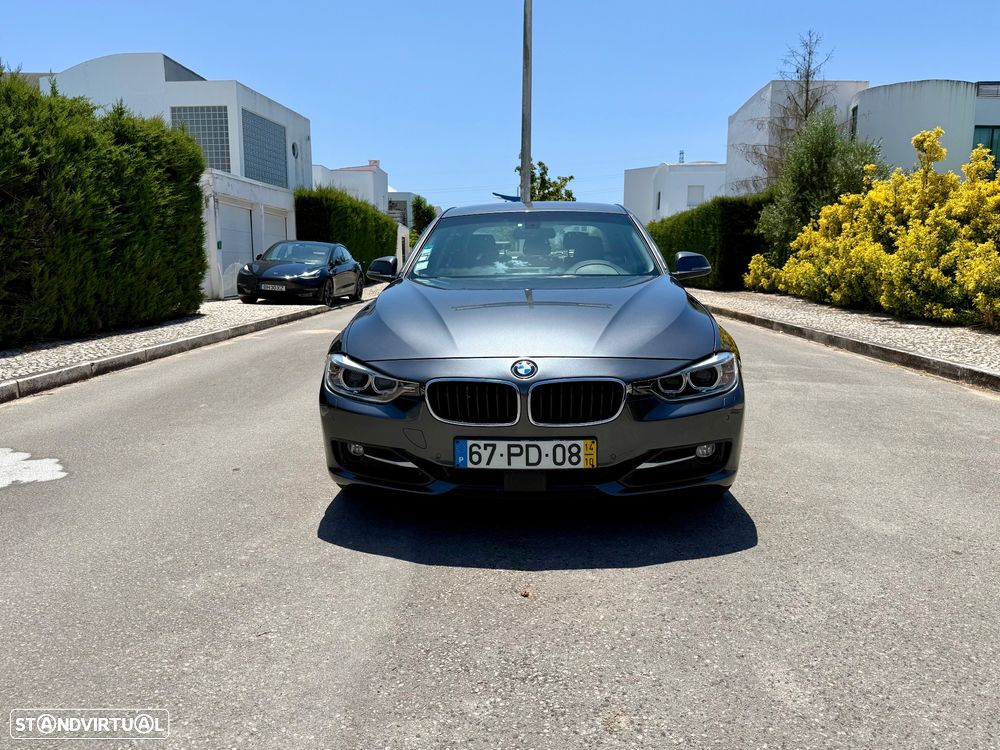 BMW 325 d Auto Line Sport - 10
