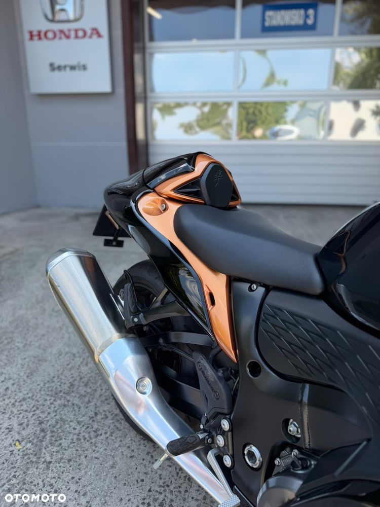 Suzuki GSX-R - 10