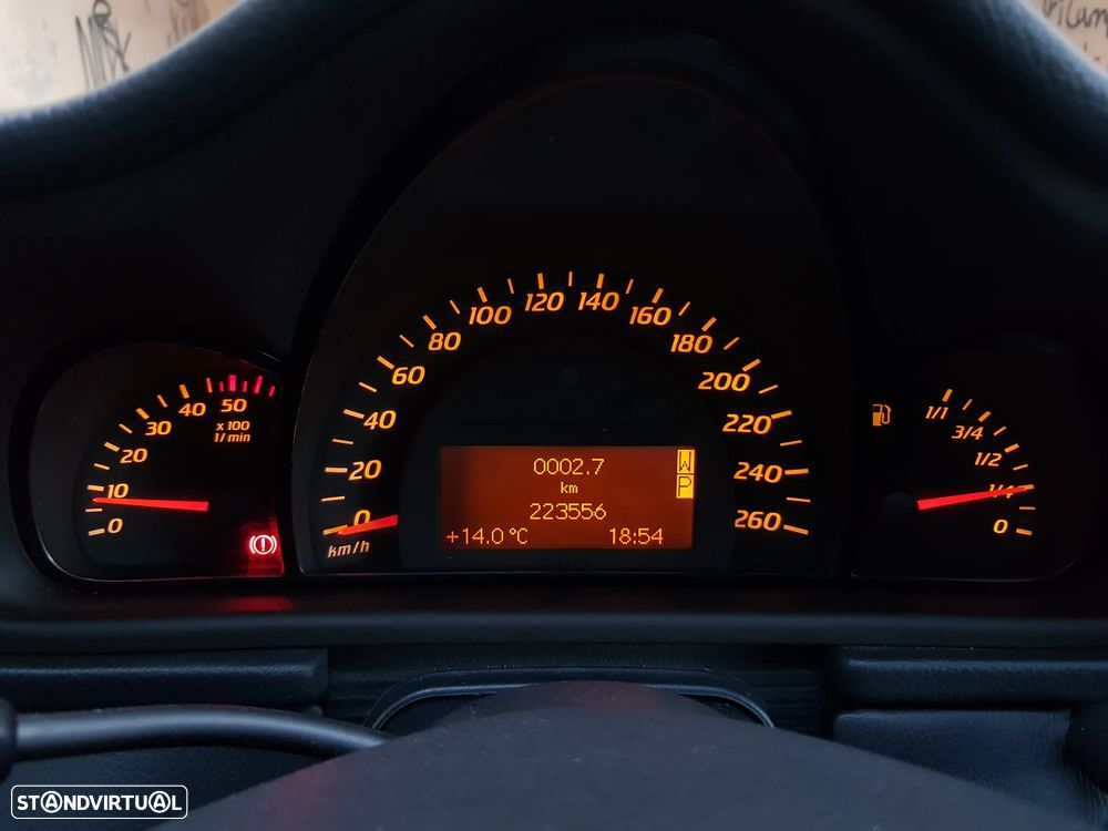 Mercedes-Benz C 220 - 22