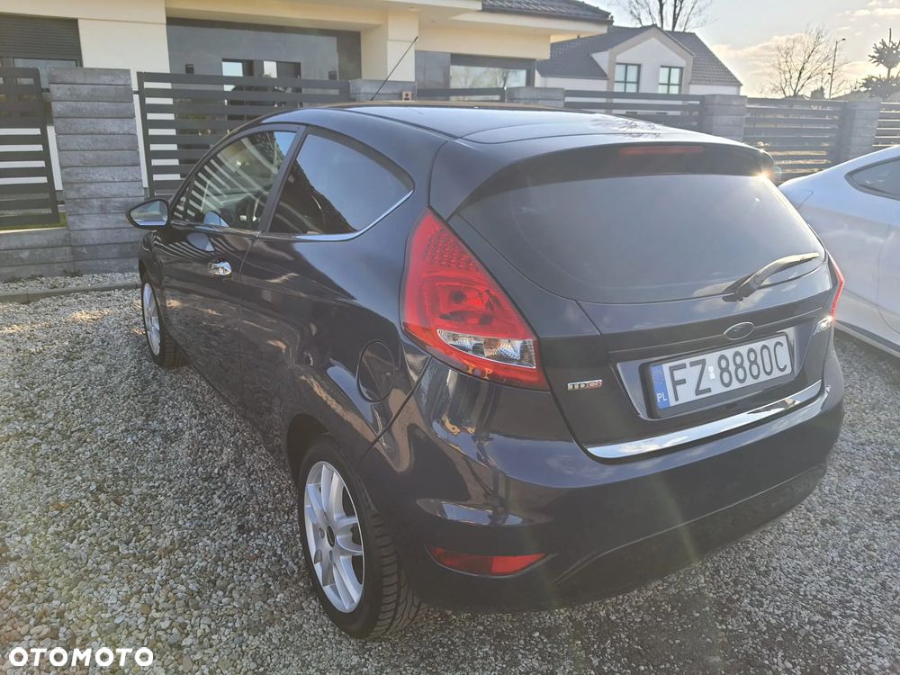 Ford Fiesta 1.6 TDCi DPF Titanium - 3