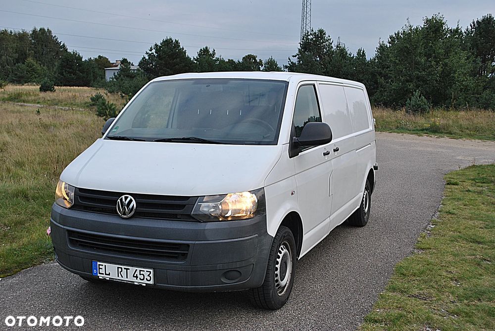 Volkswagen Transporter - 1