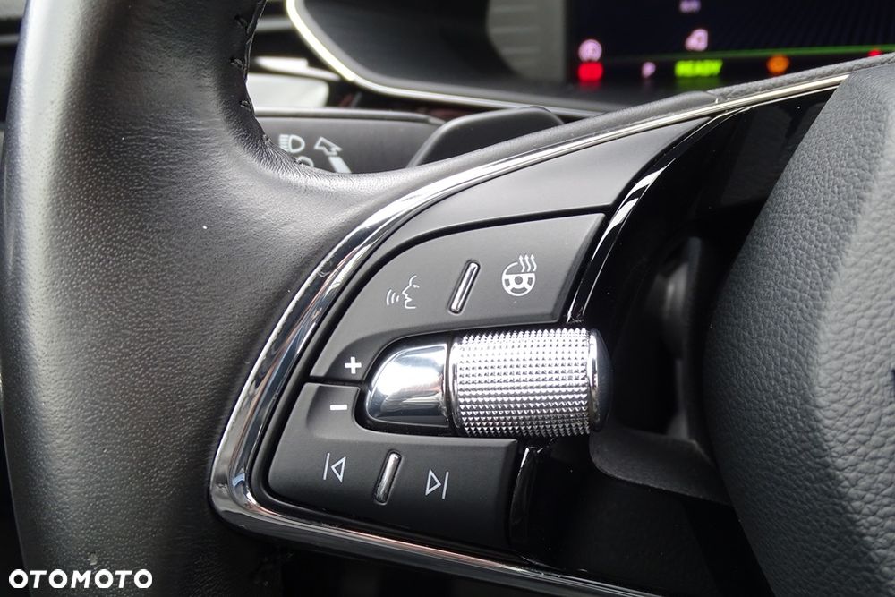 Skoda Superb 1.4 TSI DSG L&K - 33