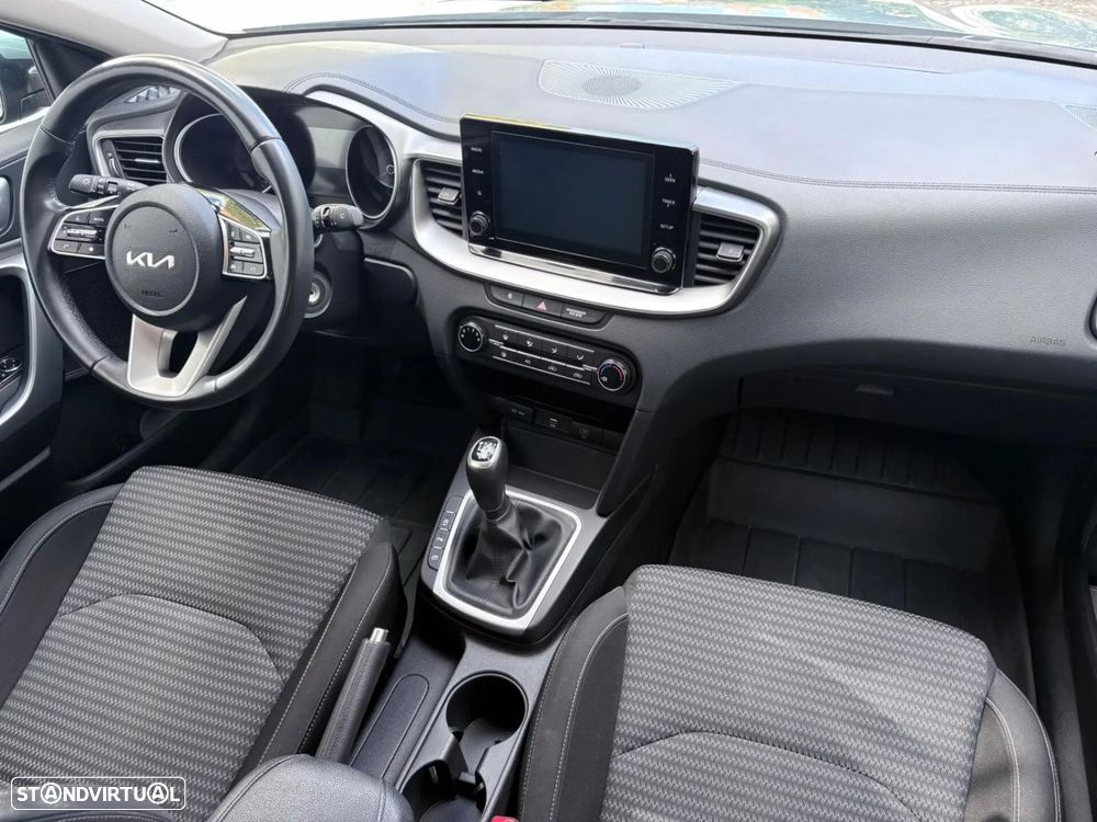 Kia XCeed 1.0 T-GDi Dynamic - 31