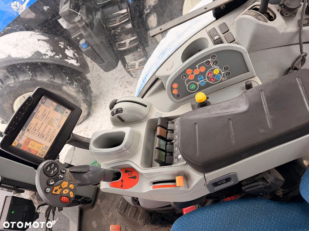 New Holland T7.200 AC - 5