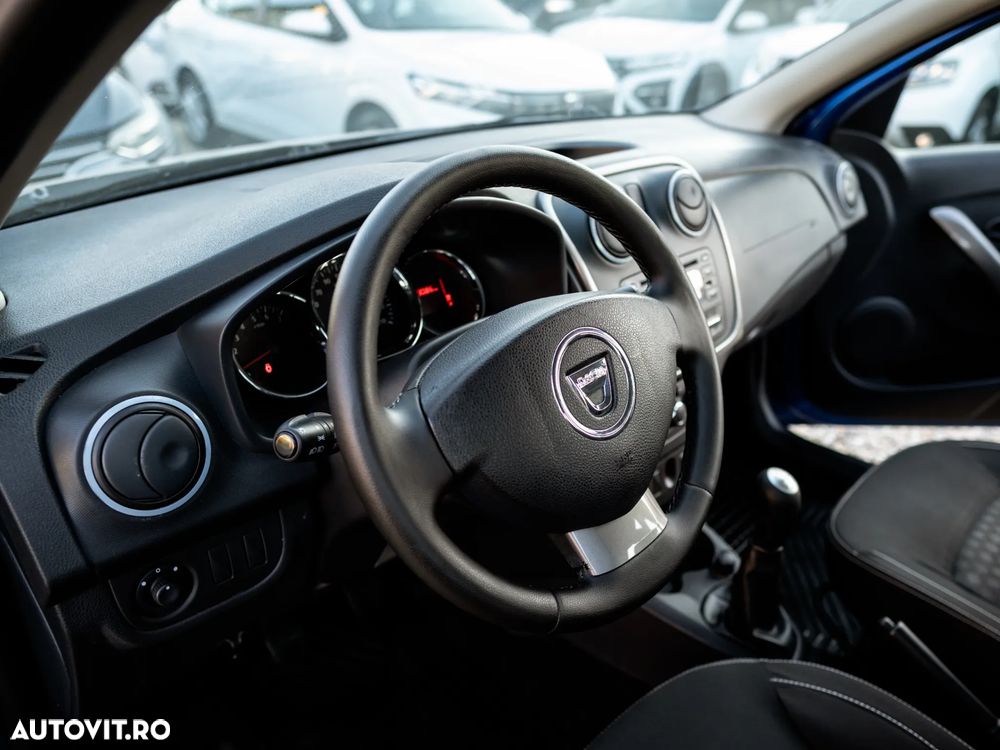 Dacia Logan 1.2 16V Laureate - 13
