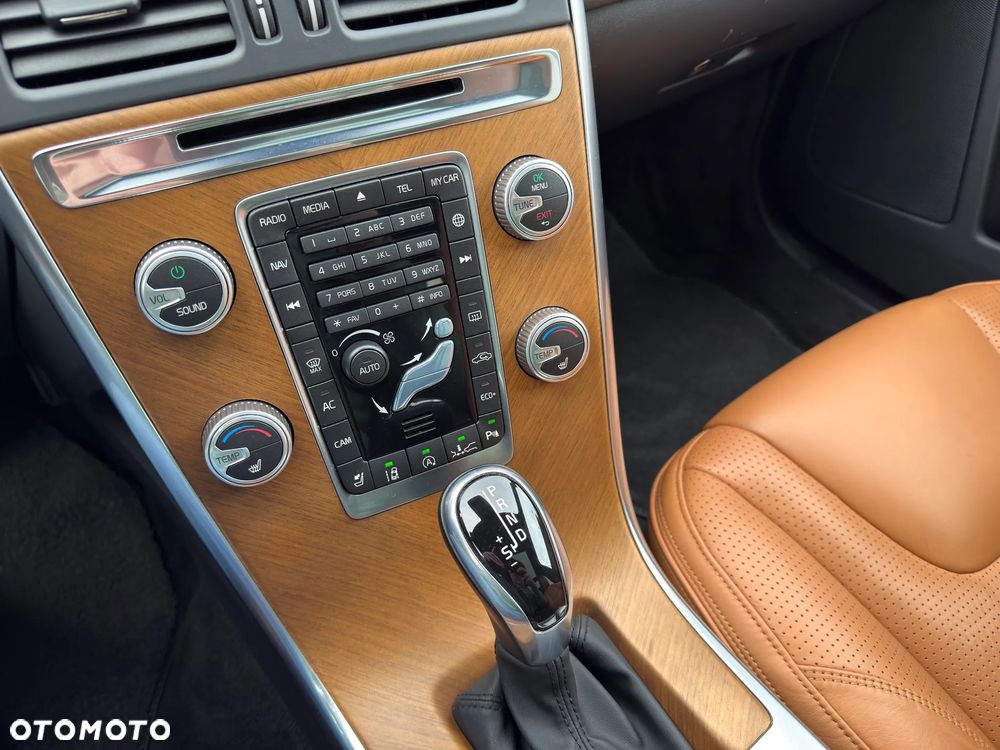 Volvo XC 60 T5 Geartronic Linje Inscription - 33