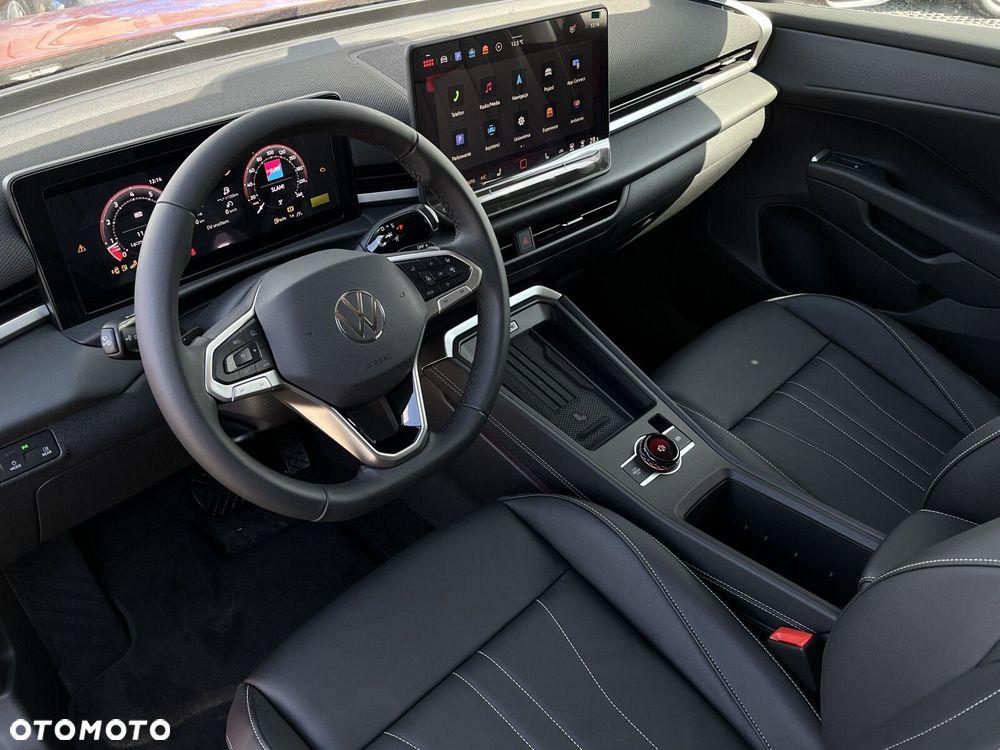 Volkswagen T-Roc - 15