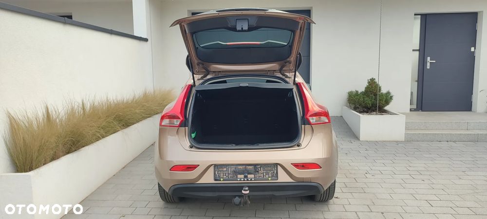 Volvo V40 D2 Kinetic - 11