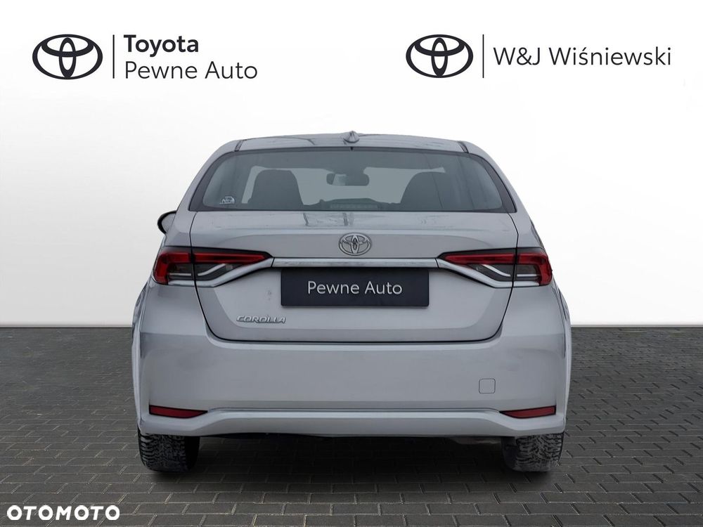 Toyota Corolla - 5