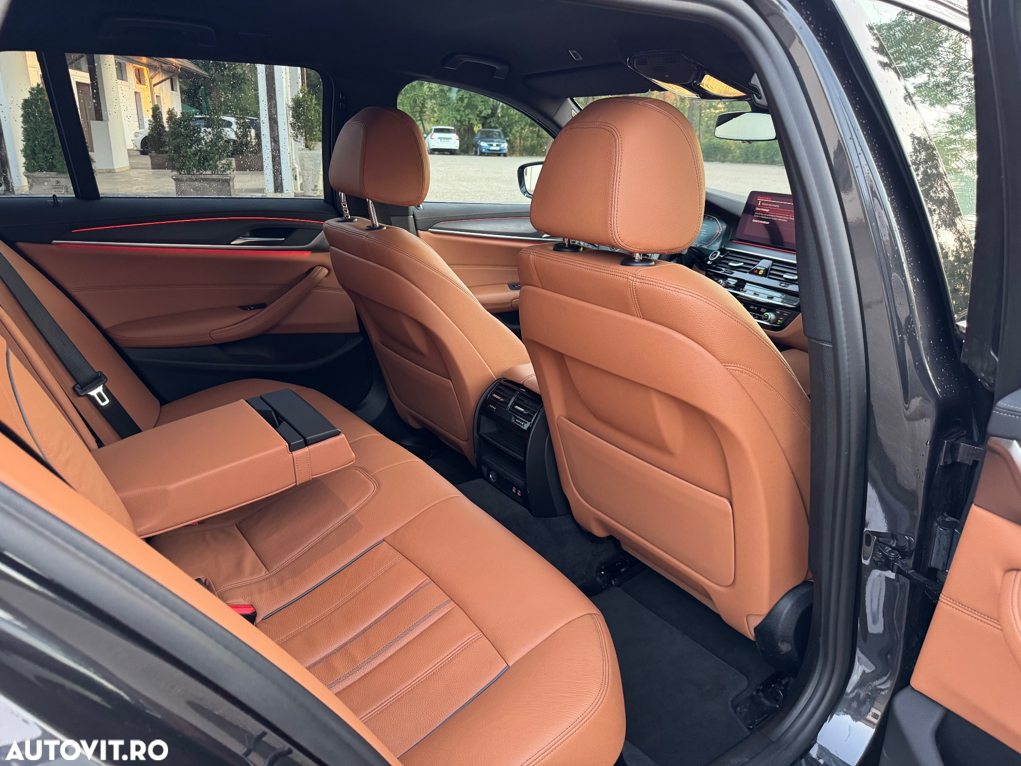 BMW Seria 5 530i Touring Aut. Luxury Line - 15