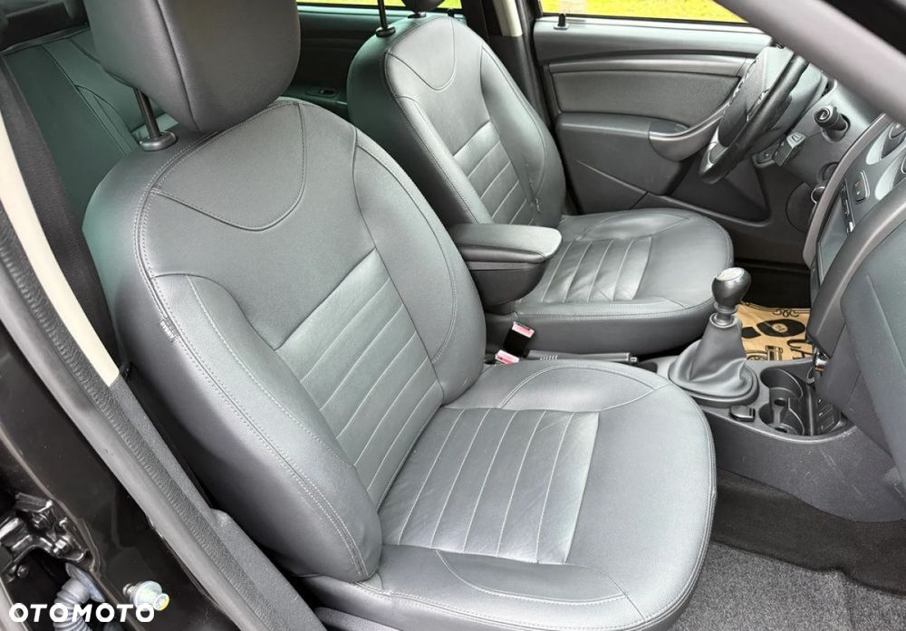 Dacia Duster 1.2 TCe Prestige 4x4 S&S EU6 - 29