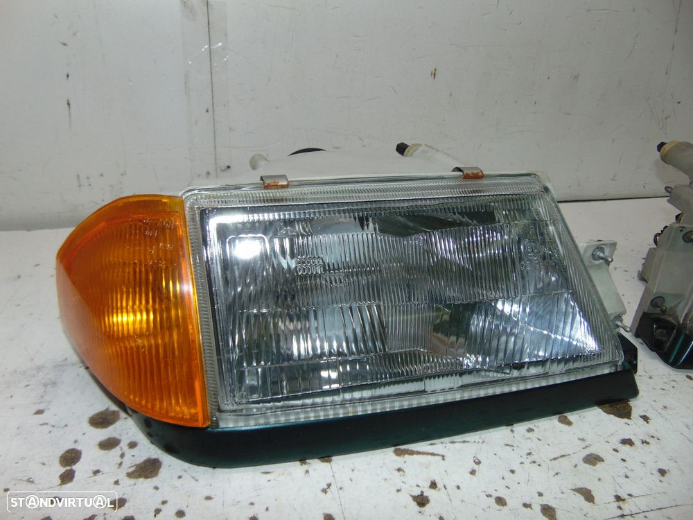 Alfa Romeo 33 faróis - 2