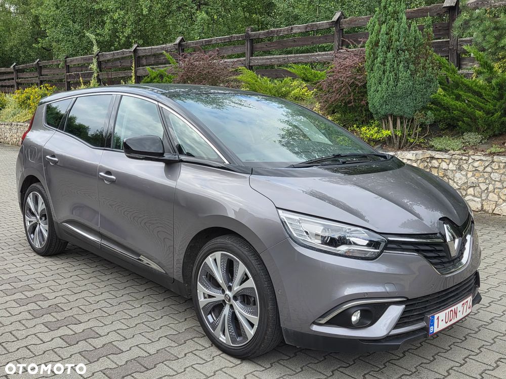 Renault Grand Scenic - 12