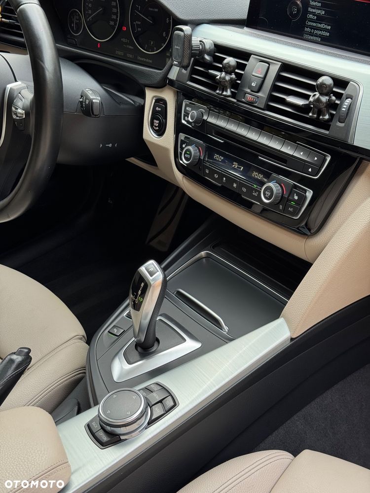 BMW Seria 3 320d xDrive M Sport Shadow - 30