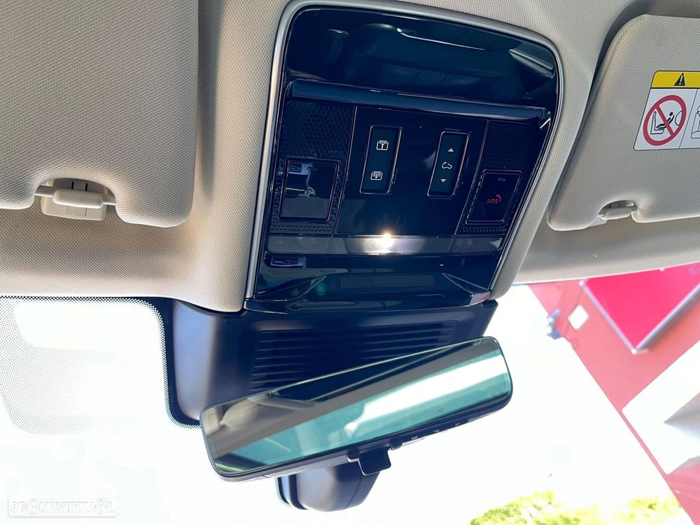 Land Rover Range Rover - 22