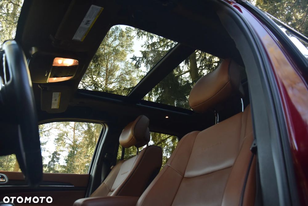 Jeep Grand Cherokee - 14