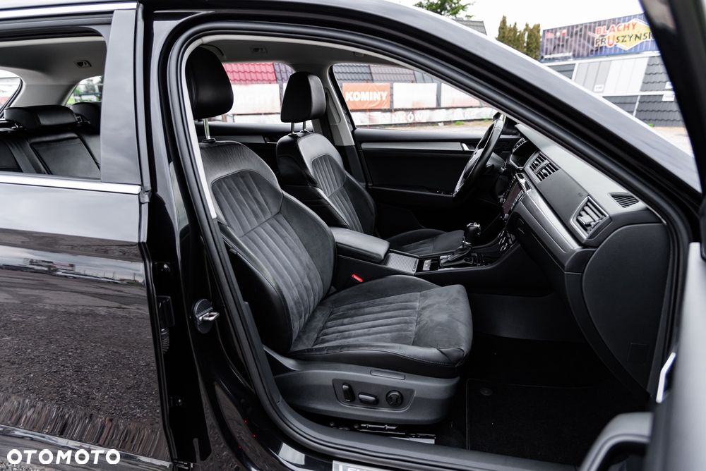 Skoda Superb 2.0 TDI Style DSG - 37