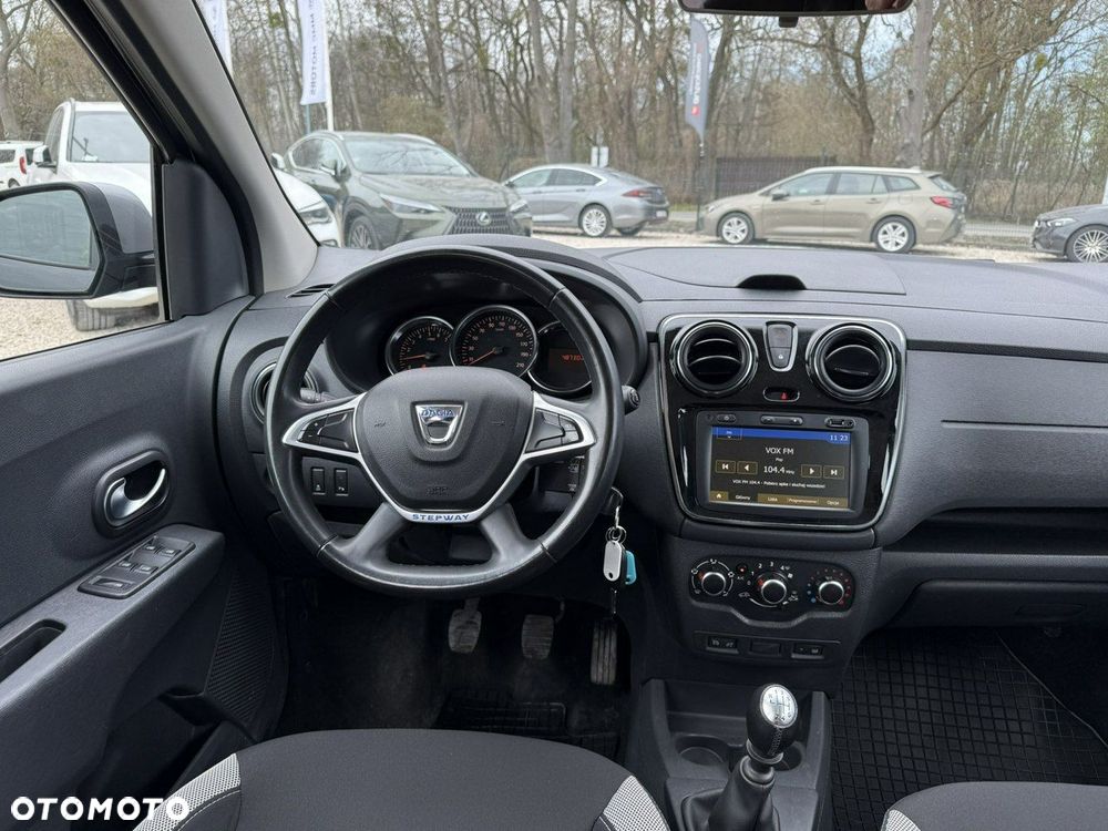 Dacia Lodgy 1.5 Blue dCi Stepway Comfort S&S - 23