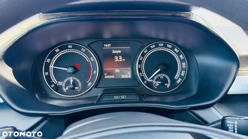 Skoda Fabia 1.0 TSI Ambition - 13