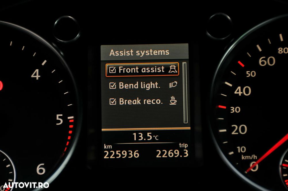 Volkswagen Passat CC - 28