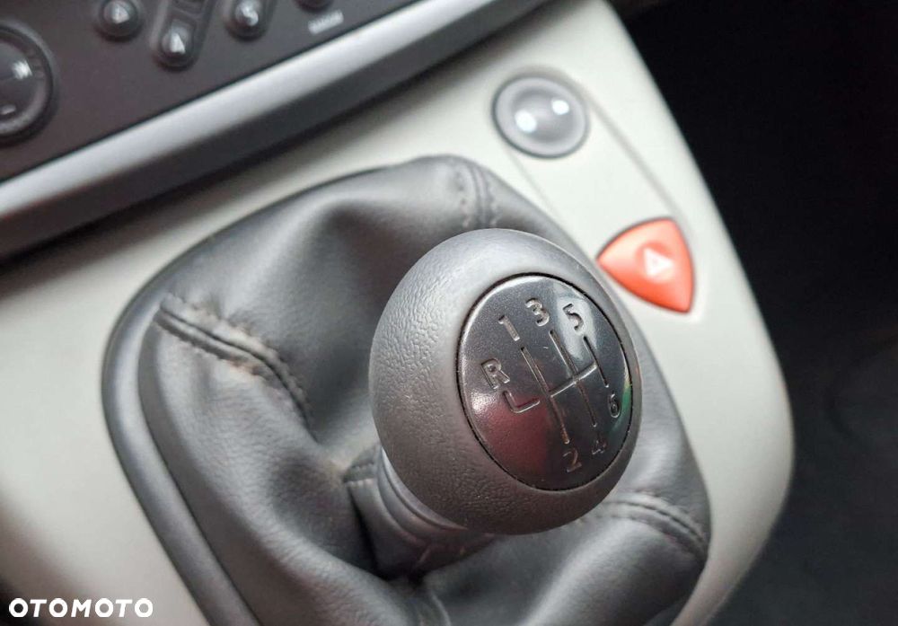 Renault Scenic - 26