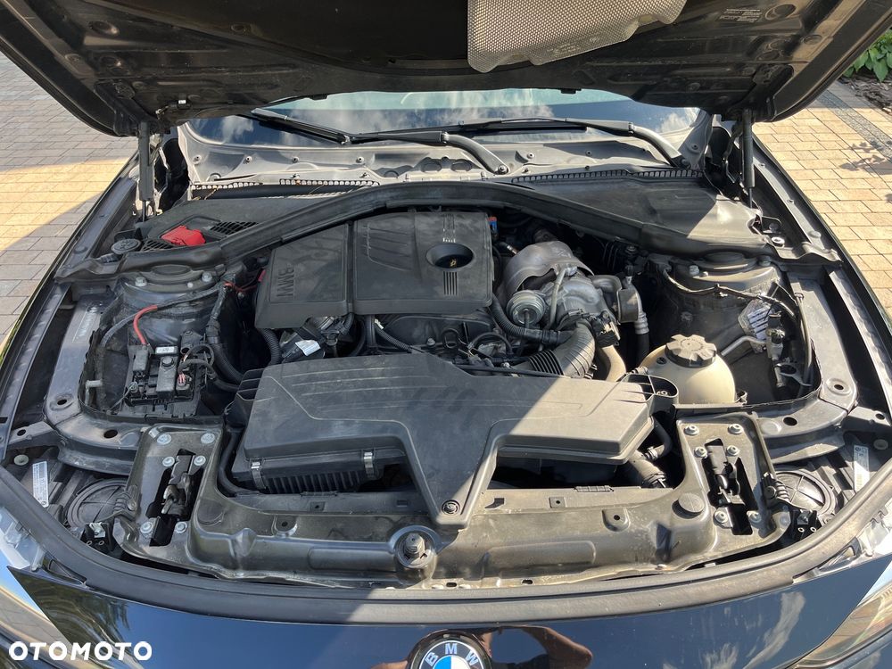 BMW Seria 3 316i - 30