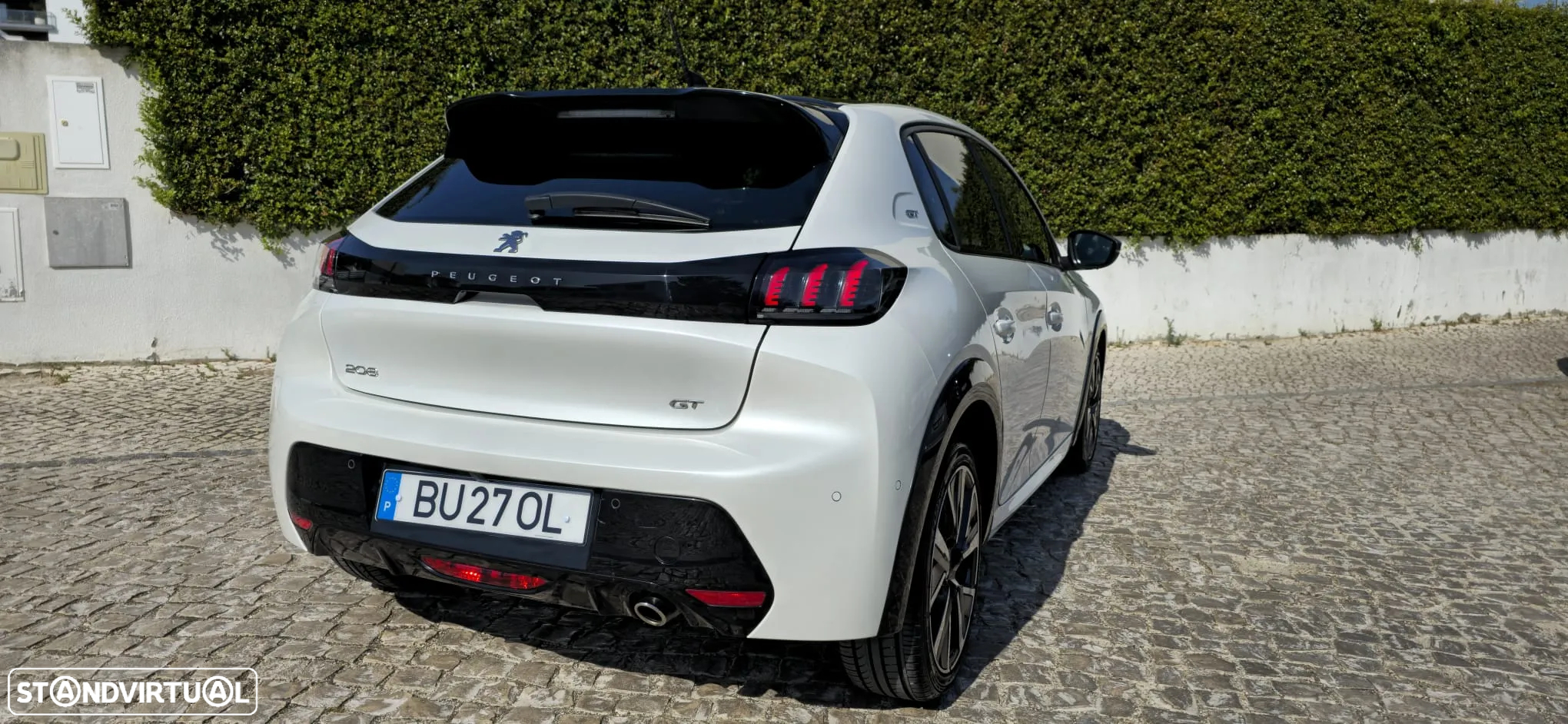 Peugeot 208 - 5