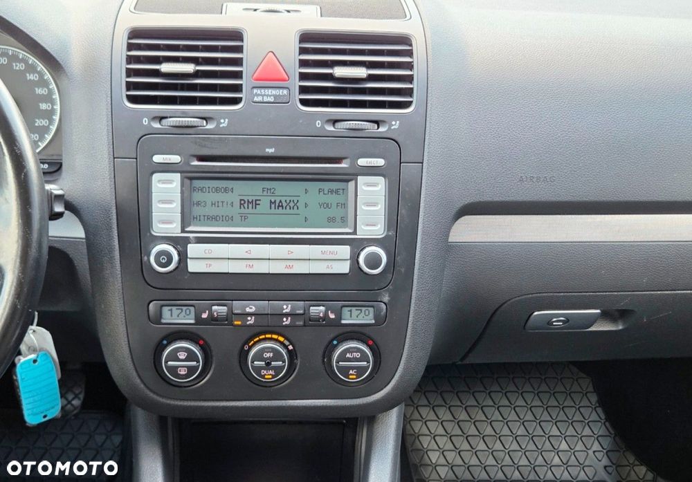 Volkswagen Golf - 9