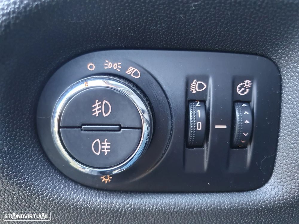 Opel Corsa 1.2 Enjoy S/S - 17