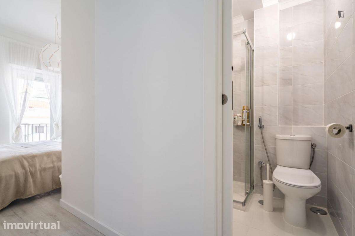 Apartamento com 2 quartos - localizado em Ajuda Lisbon - Grande imagem: 2/25