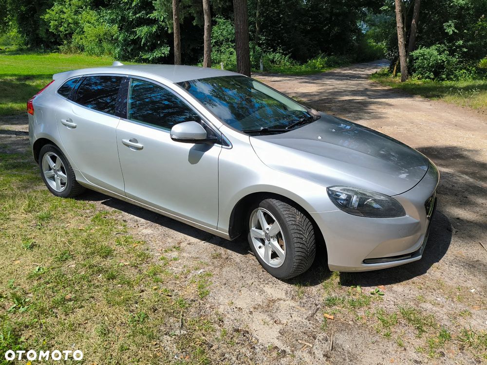 Volvo V40 D4 Drive-E Momentum - 26