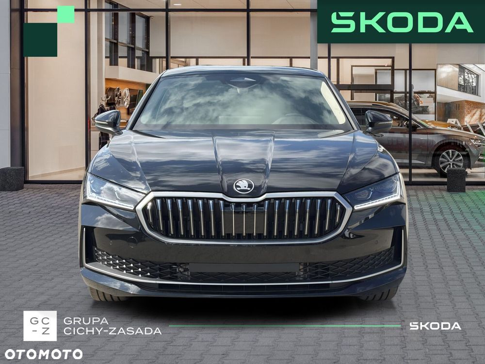 Skoda Superb 2.0 TDI SCR 4x4 Drive DSG - 9