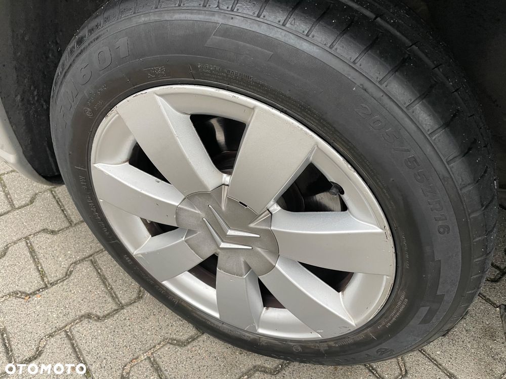 Citroën C8 - 9
