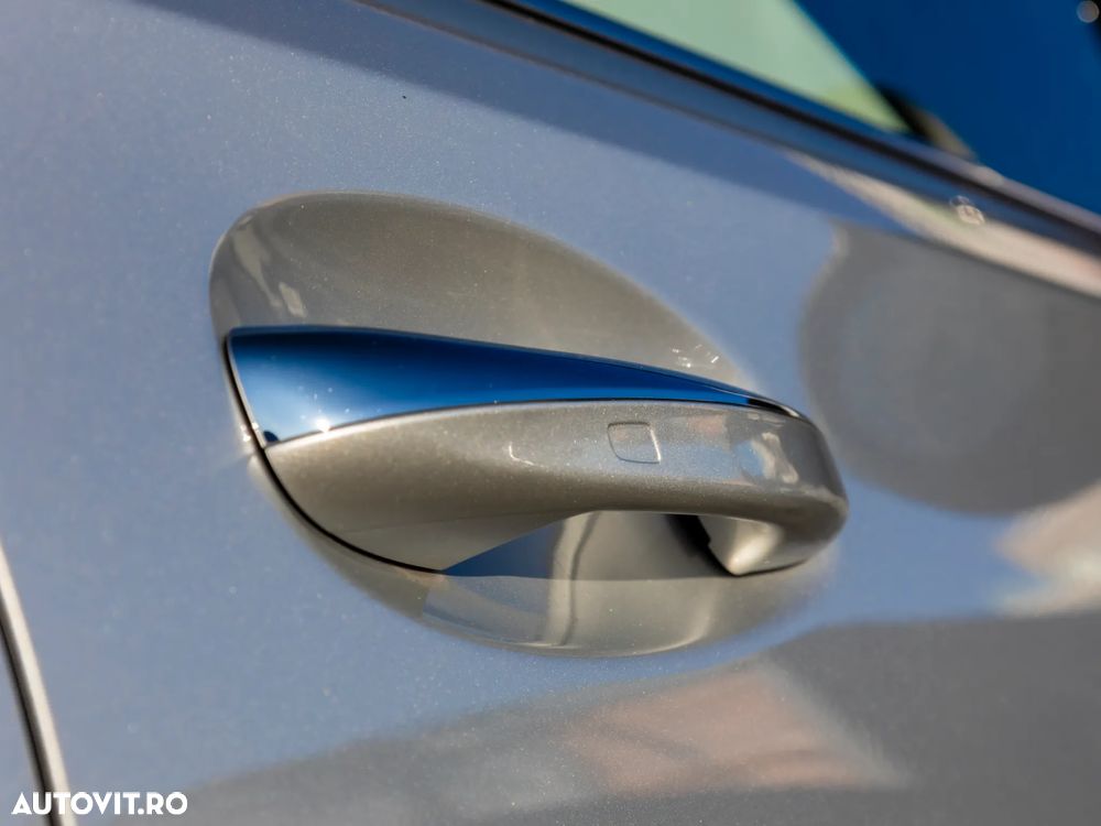 Mercedes-Benz A 250 e 8G-DCT - 10