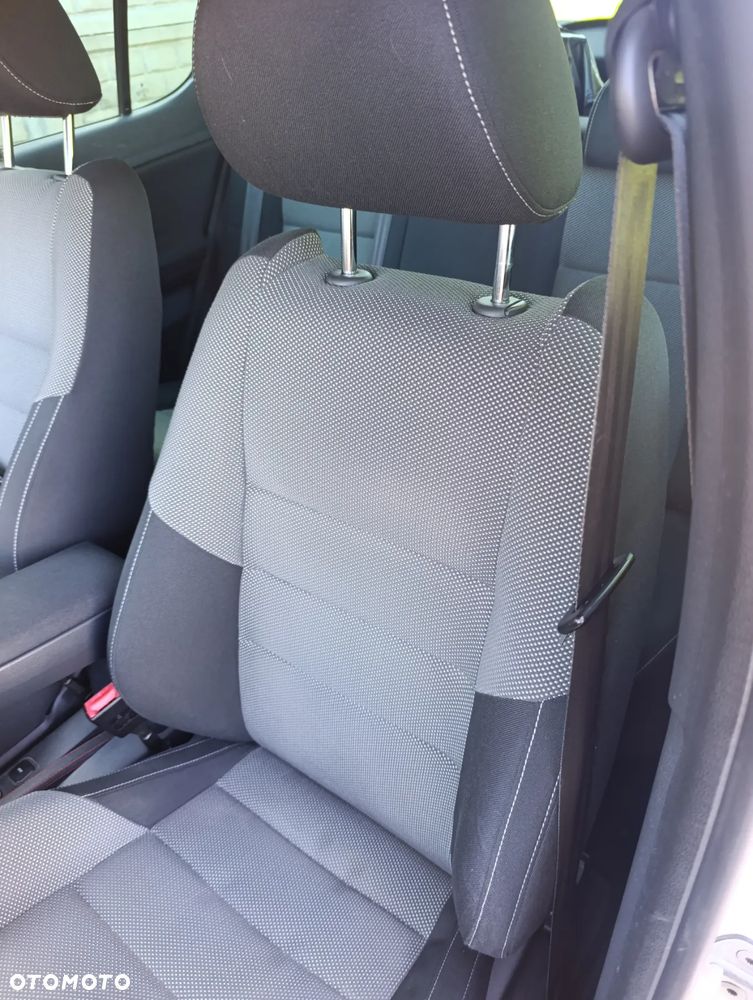 Skoda Fabia 1.2 TSI MONTE CARLO - 17