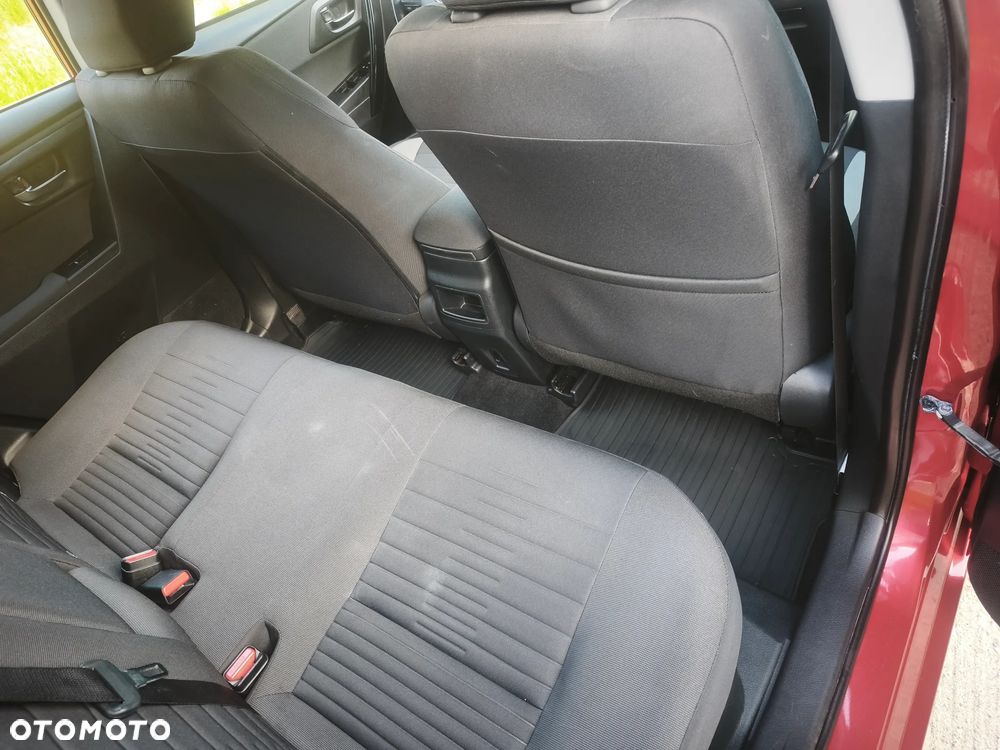 Toyota Auris 1.8 HSD Luna - 16