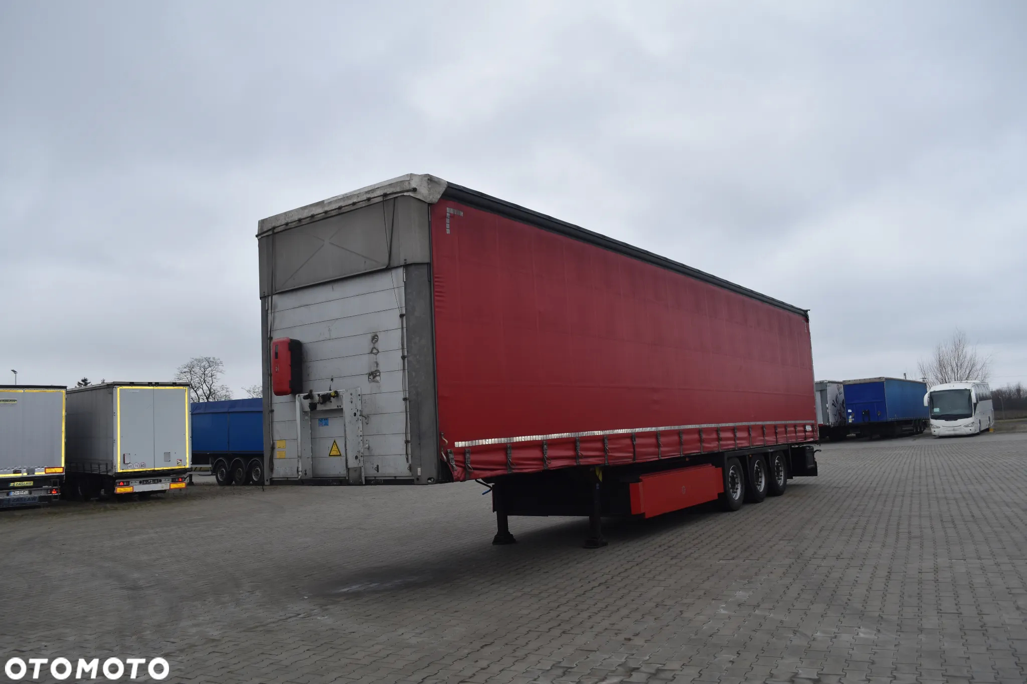 Schmitz Cargobull SCB - 2