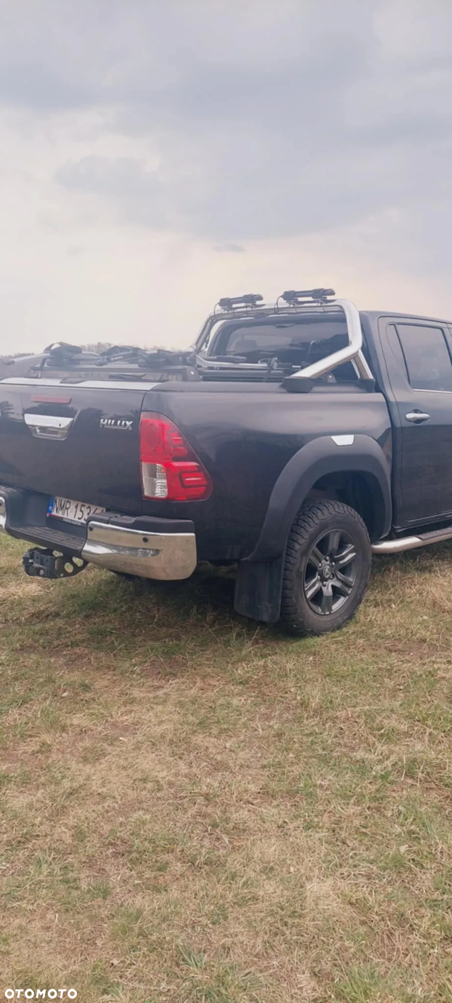 Toyota Hilux 2.4 D-4D Double Cab SR 4x4