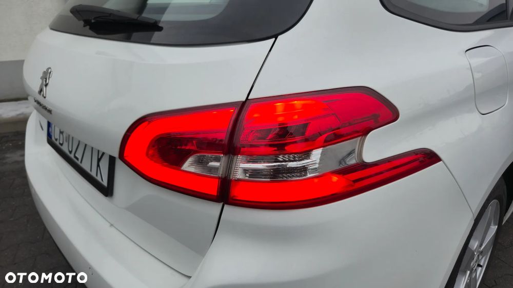 Peugeot 308 1.2 PureTech Style S&S - 13