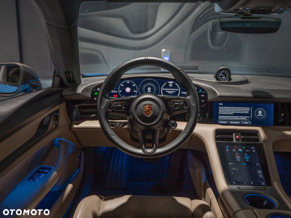 Porsche Taycan - 30