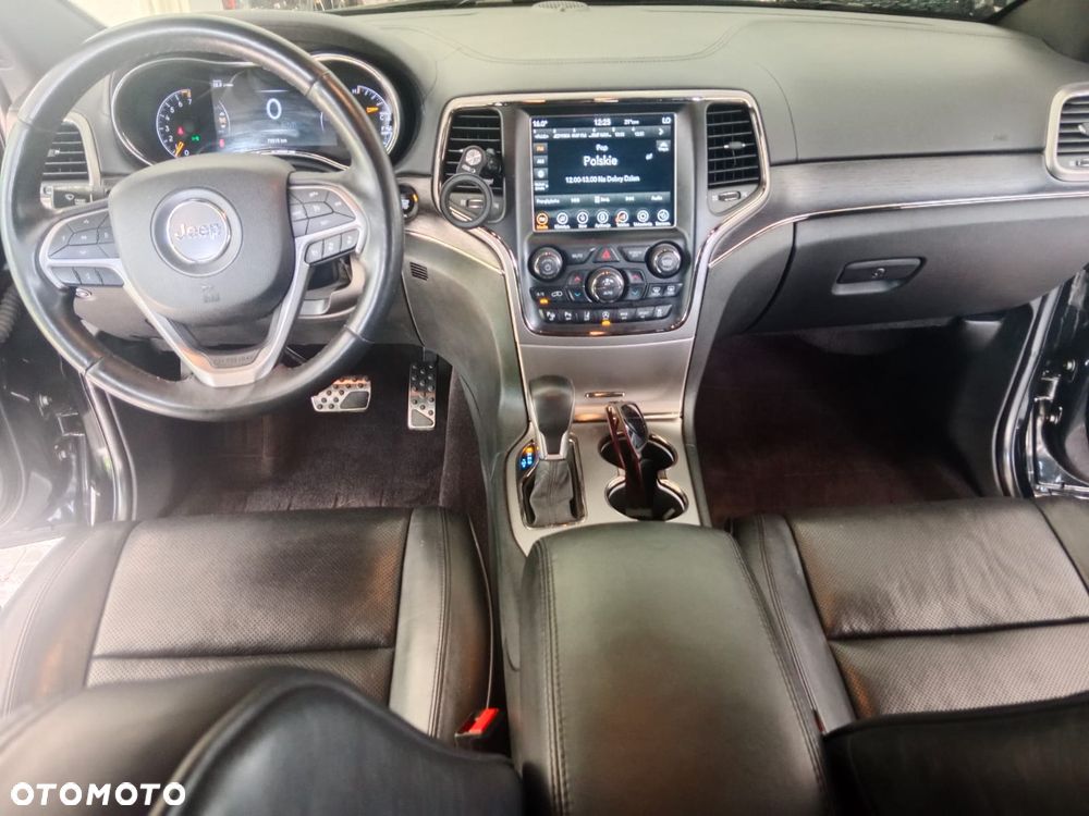 Jeep Grand Cherokee - 26