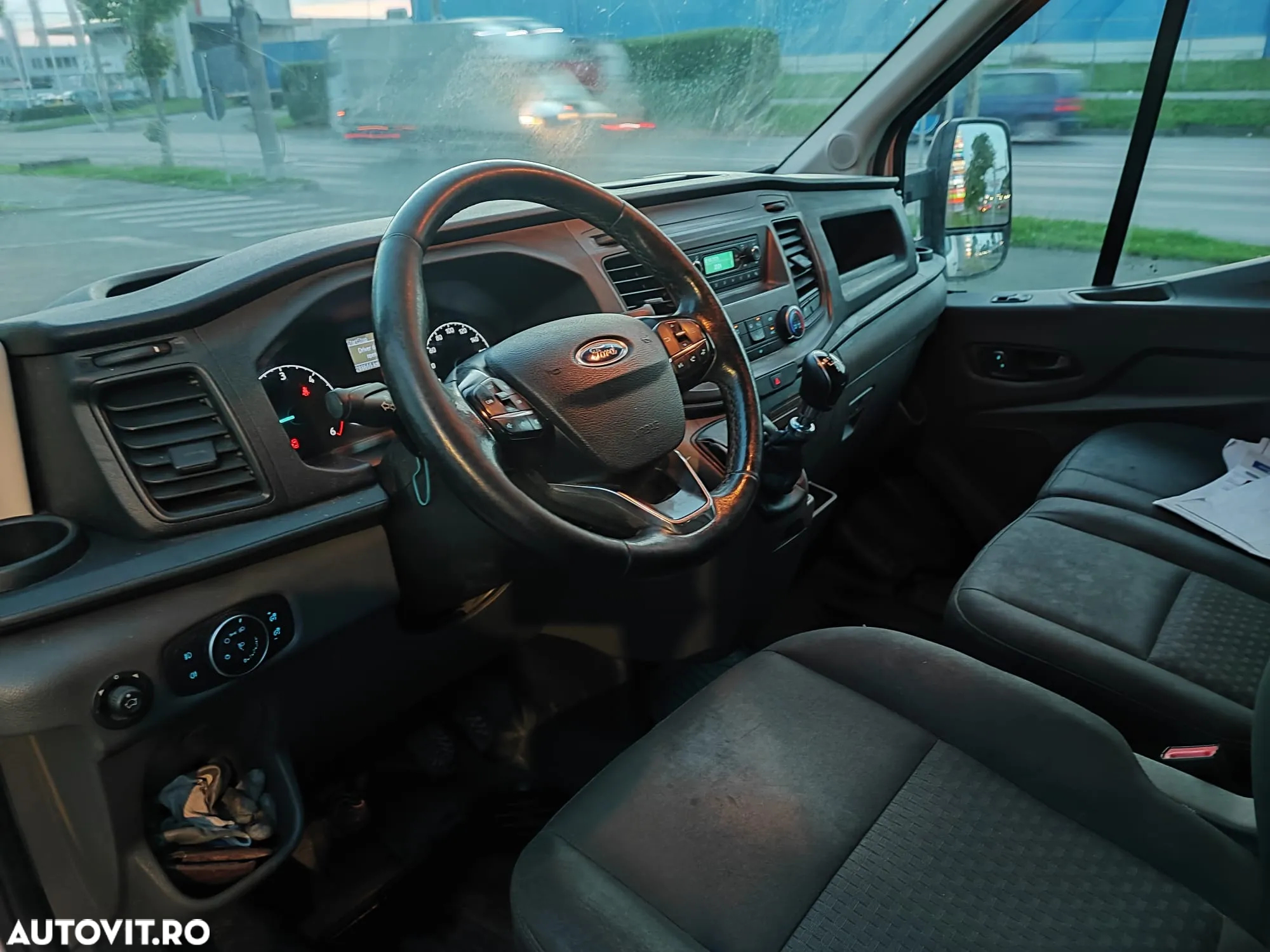 Ford Transit - 10