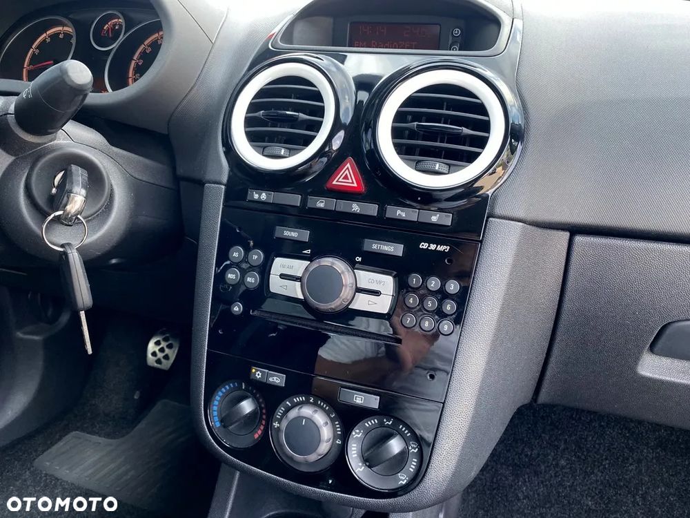 Opel Corsa 1.4 Color Edition - 11