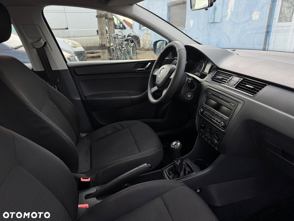 Skoda RAPID Spb 1.2 TSI Ambition - 9