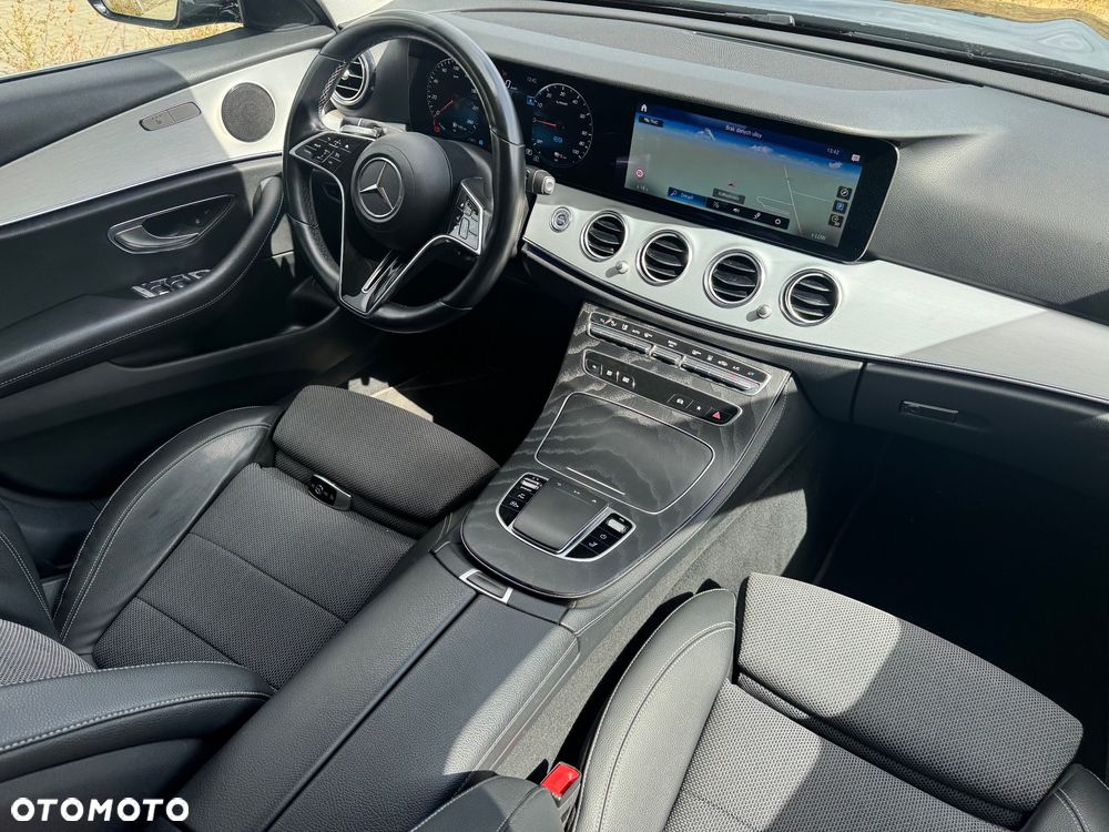 Mercedes-Benz Klasa E 300 de 9G-TRONIC AMG Line - 14