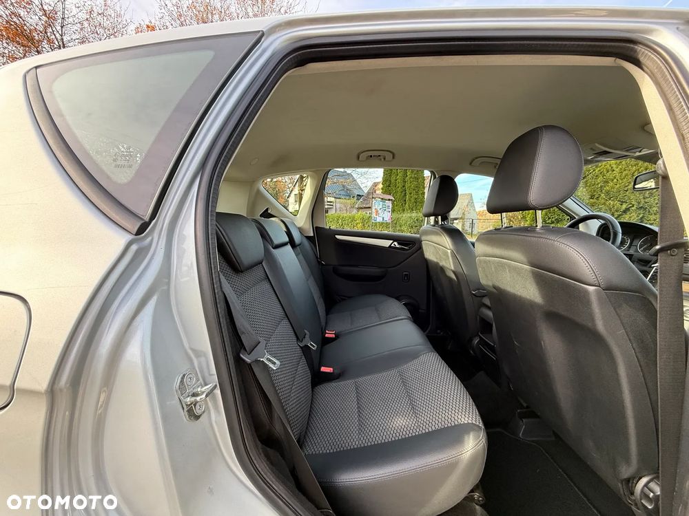 Mercedes-Benz Klasa A 180 CDI Autotronic Avantgarde - 28