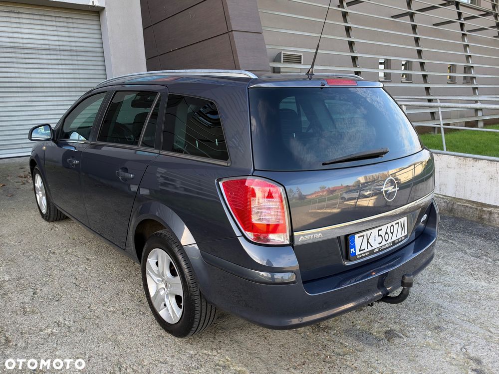 Opel Astra - 4