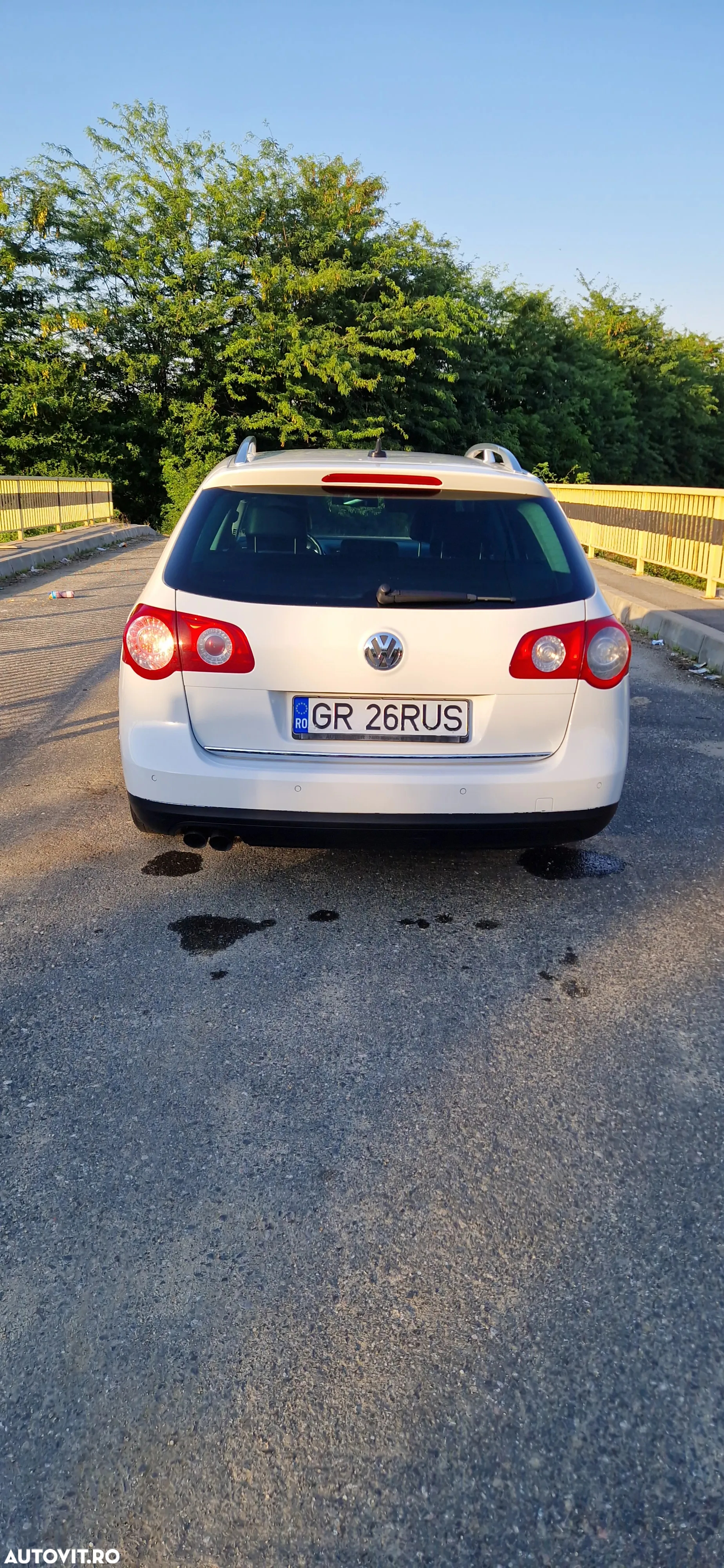 Volkswagen Passat Variant 2.0 TDI 4Motion DPF DSG Comfortline - 5