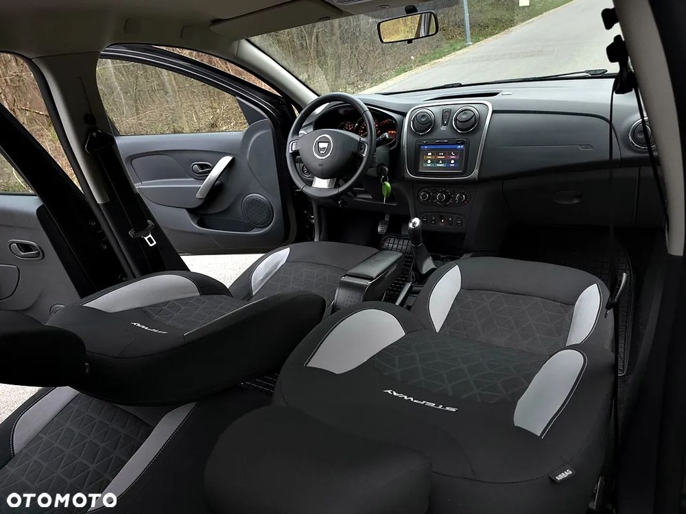 Dacia Sandero Stepway TCe 90 Prestige - 39